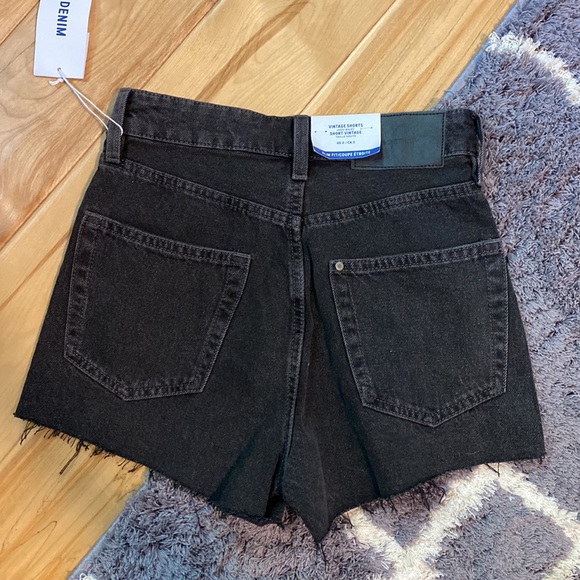 NWT Black H&M Shorts - Picture 3 of 4